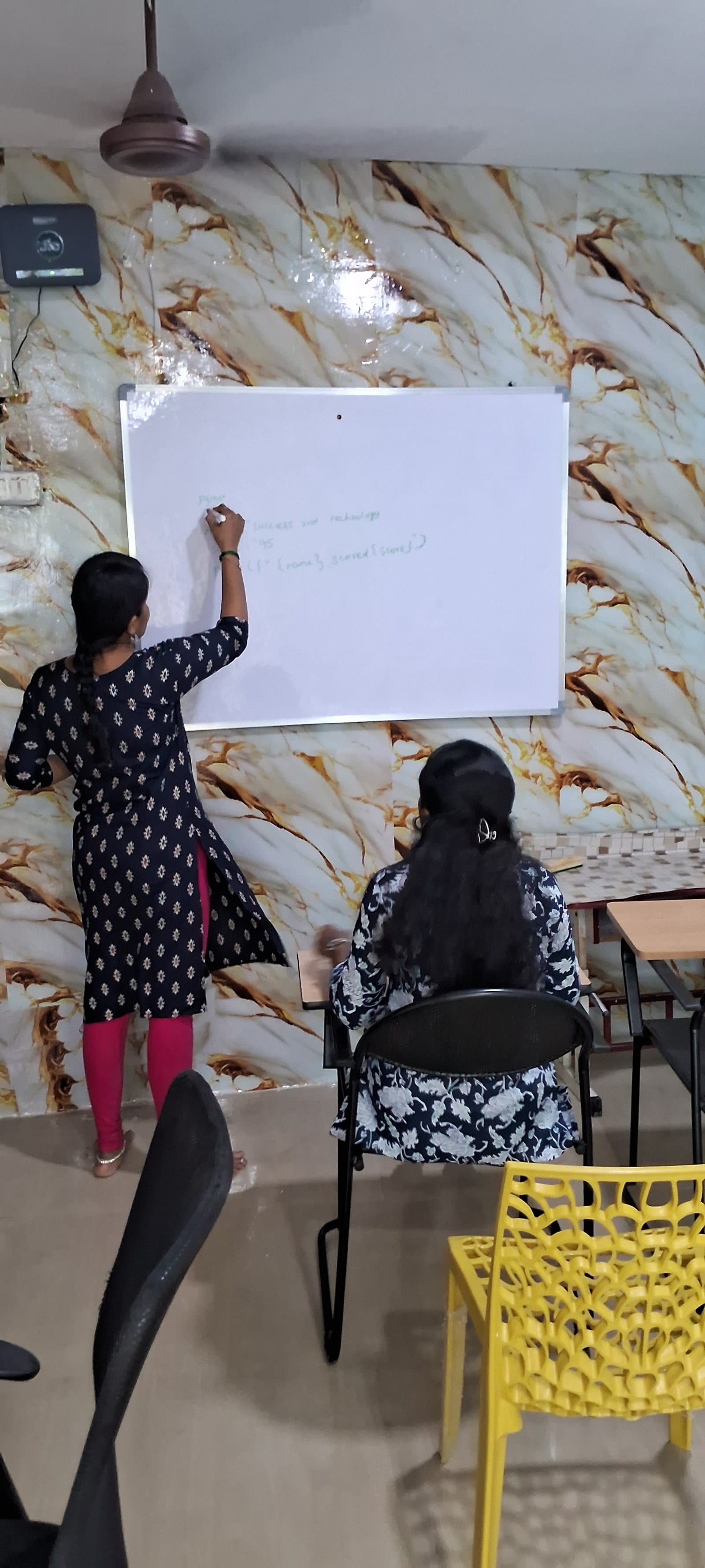 Instructor-led classroom training at Success Root Technologies in Chennai